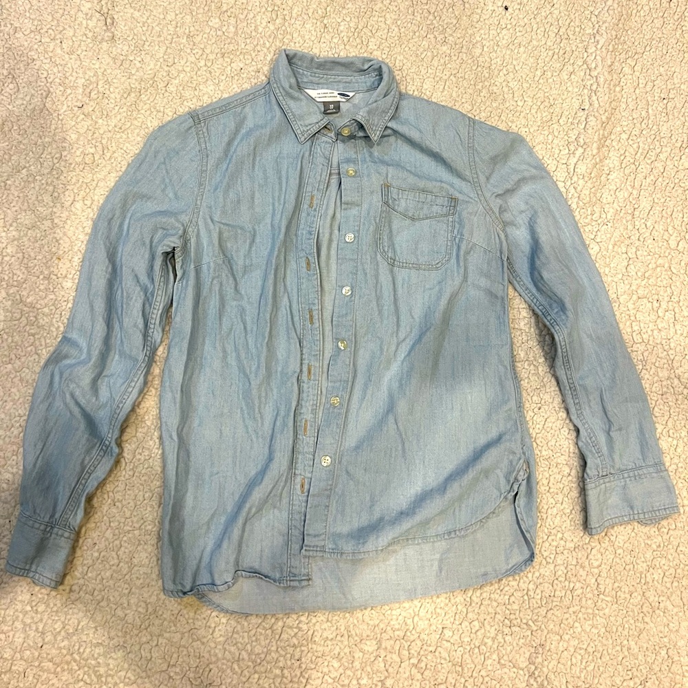 Jean button up. Brand new from Old Navy.
